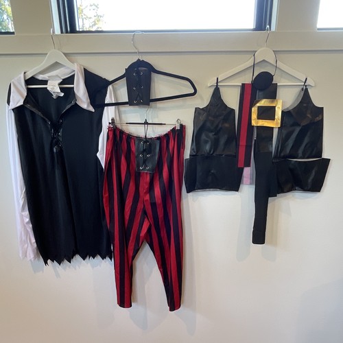 Pirate halloween costume - pirate,